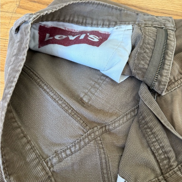 Levi's Men's Corduroy Pants in Brown - Size 32x32 - Picture 7 of 10